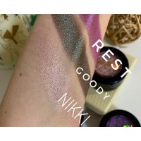 Стійкі мусові тіні NIKKI - Alena Tofil